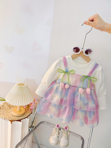 ✨ Vestido Arcoíris de Ensueño – Dulzura y color para tu pequeña ✨